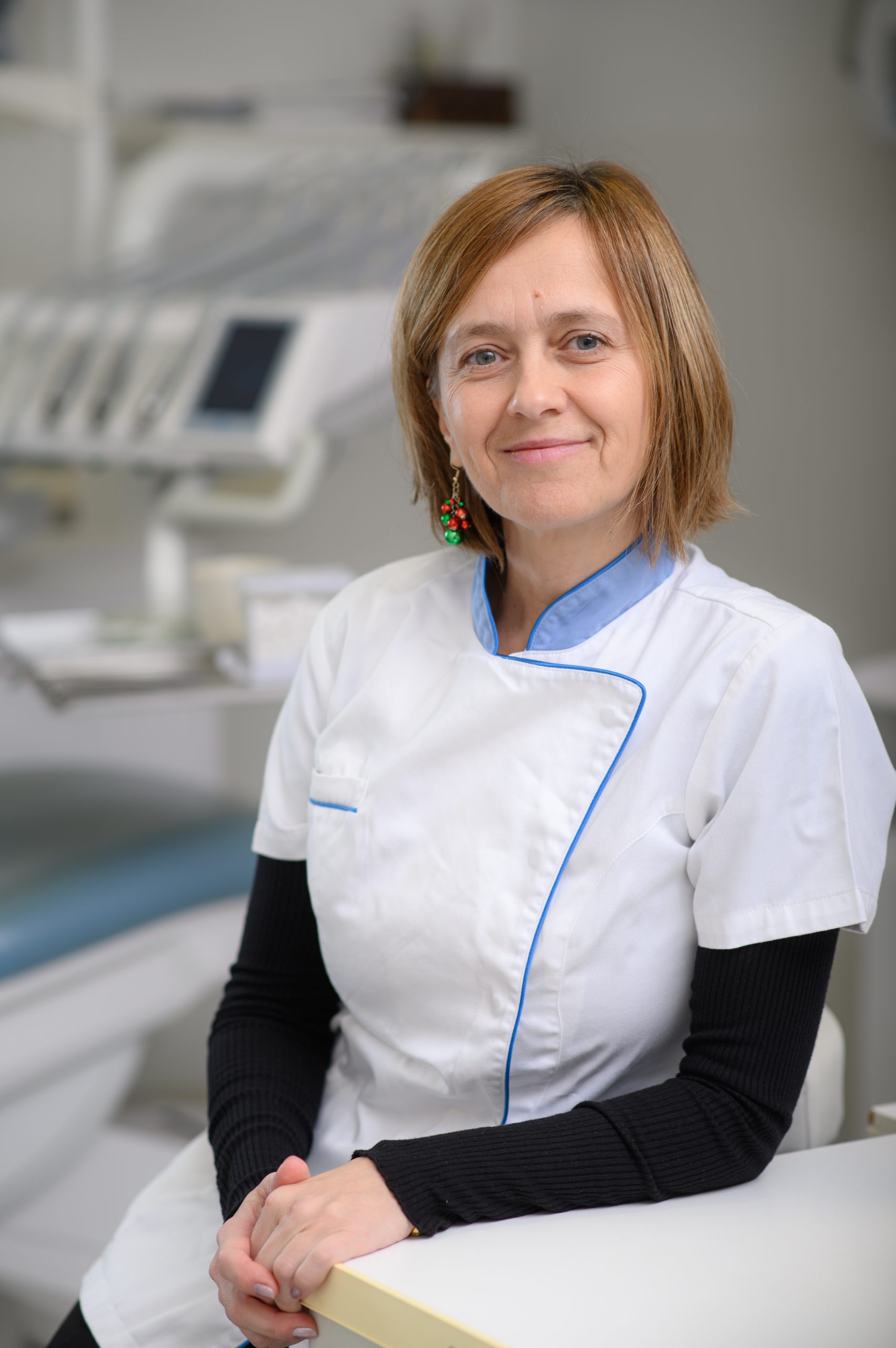 Zobna asistentka v zobozdravstveni ordinaciji Top-Dental